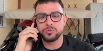 Ο οδηγός της μηχανής περιγράφει πώς γλίτωσε από το βυτιοφόρο: «Είναι κρίμα να πεθάνω στα 25»