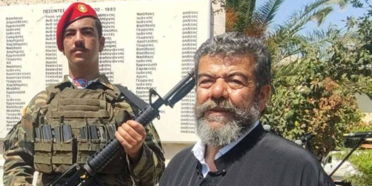 Alldaynews.gr «Σε ευχαριστώ παιδί μου»: Η περηφάνια του παπά Ανδρέα για τον γιο του