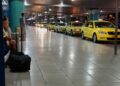 Οδηγός ταξί χρέωσε 600 ευρώ από οικογένεια τουριστών για μια κούρσα από το αεροδρόμιο (video)