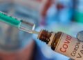 Επιστήμονες προειδοποιούν: Τι συμβαίνει στα μάτια σε όσους έχουν κάνει το εμβόλιο της Pfizer για τον Covid-19;