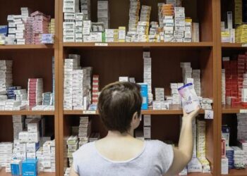 Σε αναστάτωση ασθενείς και φαρμακευτικές για τα φάρμακα που αποσύρονται – Οι ανησυχίες