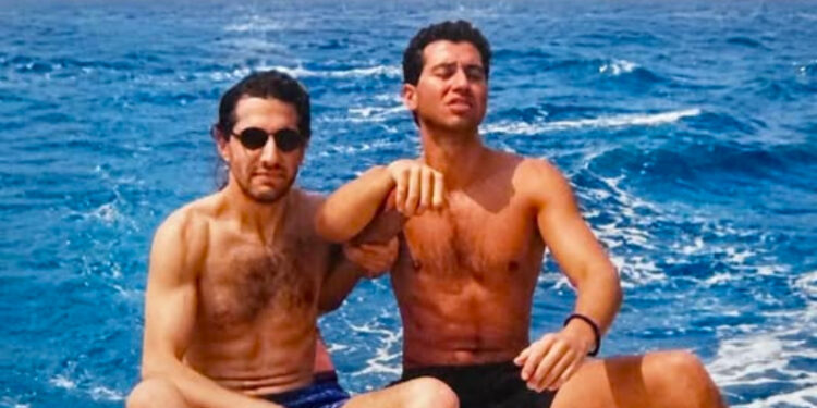 Φοίβος για Δημήτρη Κόκοτα: «Δεν ξέρω αν υπάρχουν αρκετές λέξεις για να αποχαιρετήσεις έναν άνθρωπο, που σημάδεψε με τόσο ξεχωριστό τρόπο την ζωή σου – Σ’ ευχαριστώ για όλα»