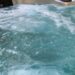 Alldaynews.gr Τραγωδία σε πολυτελή βίλα: Πήγε να σώσει τον άνδρα της από το τζακούζι και πέθαναν μαζί – Νεκροί οι γονείς μπροστά στα δύο παιδιά τους – Πώς στήθηκε η παγίδα θανάτου