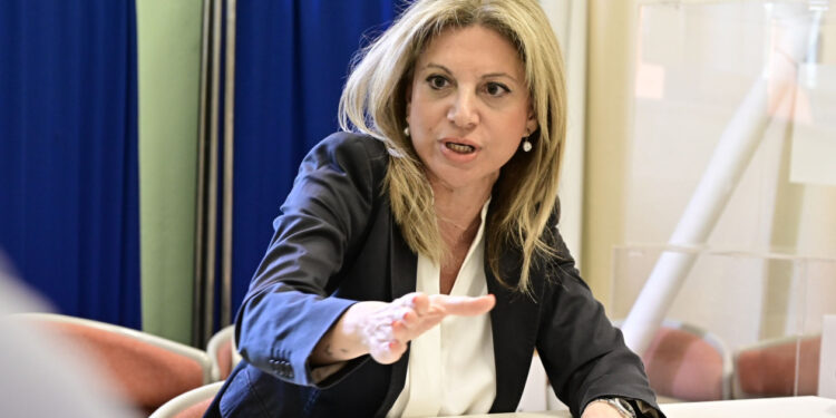 Η ψυχολόγος Μαρία Ιωαννίδου εξηγεί γιατί αποχώρησε από την «Ελπίδα» της Καρυστιανού