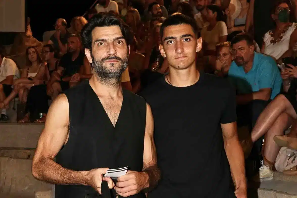 nikos kouris synentefxi gios