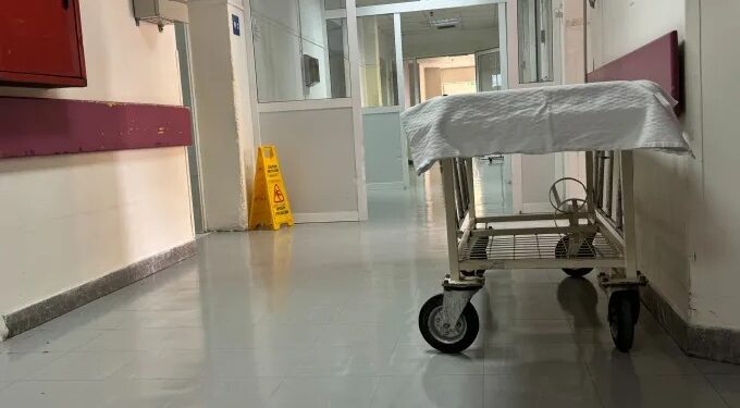 Alldaynews.gr Τραγωδία το πρωί στο Νοσοκομείο: Νεκρός βρέθηκε 48χρονος γιατρός μετά από εφημερία – Τον βρήκε συνάδελφος κάτω από κρεβάτι (video)