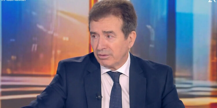 Χρυσοχοΐδης: «Βγάλτε νέες ταυτότητες, οι παλιές ουσιαστικά δεν ισχύουν» – Τι είπε για τα διαθέσιμα ραντεβού