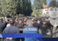 Πλήθος κόσμου στο τελευταίο «αντίο» στον 16χρονο ποδοσφαιριστή που χτύπησε το κεφάλι του σε αγώνα (video)