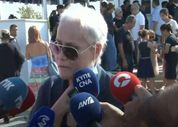 Θρήνος: Πέθανε η Πόπη Χριστοφόρου – Η μητέρα των δίδυμων που σκοτώθηκαν σε έκρηξη στη Ναυτική Βάση στο Μαρί