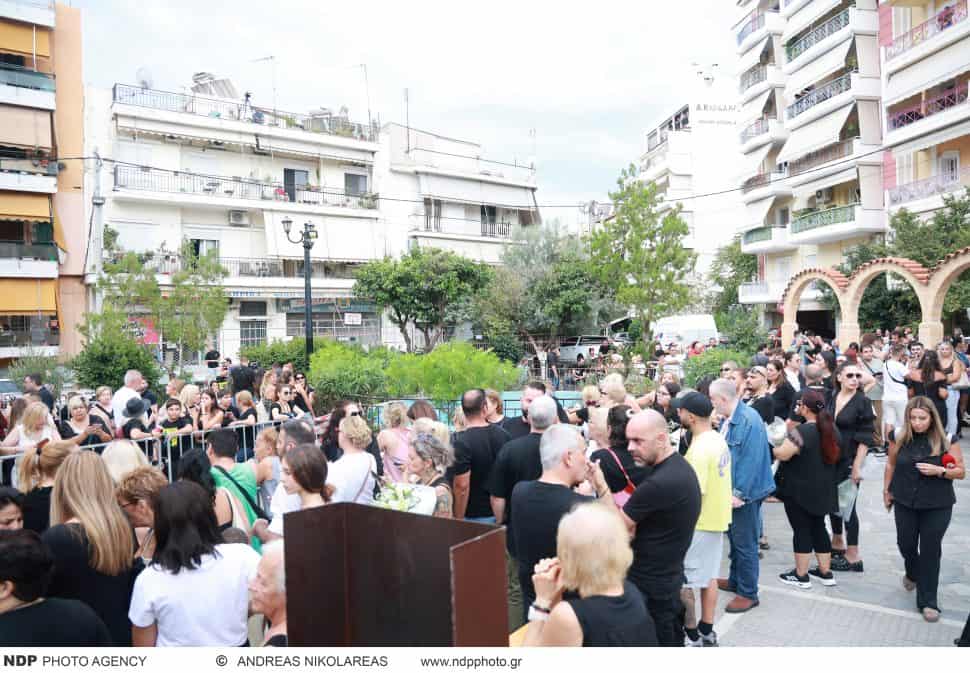 βρέφος