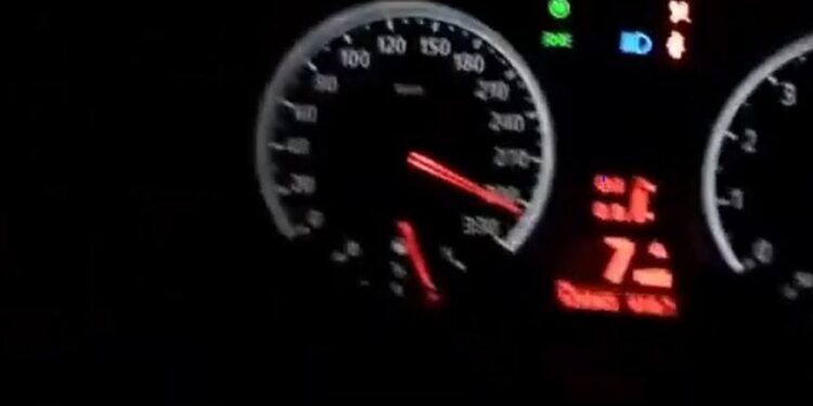 Έτρεχε με 310 χλμ. στην Εγνατία Οδό και το μετέδιδε στο TikTok (video)