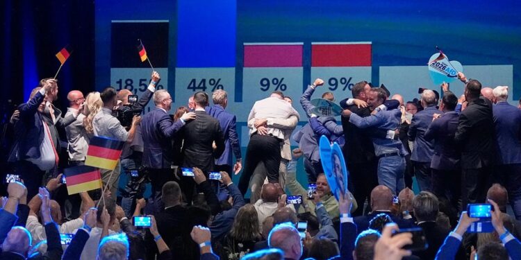 Γερμανία: Θρίαμβος για το ακροδεξιό AfD με 44,4% στη Σαξονία – Άνχαλτ – Πυροδοτείται «βόμβα» στην Ευρώπη