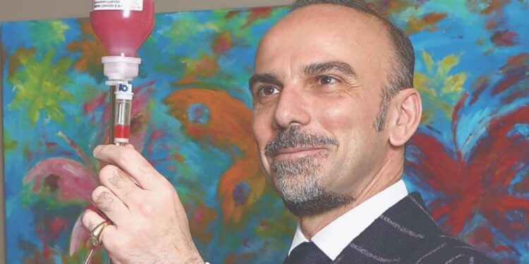 Θεοδωρόπουλος προς ανακριτή: «Αν με βάλεις φυλακή θα κάνω απεργία πείνας» – Απίστευτες ατάκες από τον παθολόγο (video)