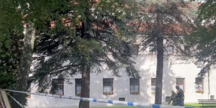 Νεκρός ιερέας και 4 τραυματίες μετά από επίθεση με μαχαίρι σε μοναστήρι στην Πολωνία – Συνελήφθη 31χρονος Ουκρανός