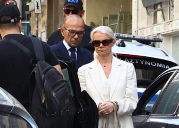 Μαζωνάκης: Οργισμένη η οικογένειά του – Γιατί δεν θέλουν να ανοίξει το χρηματοκιβώτιο;