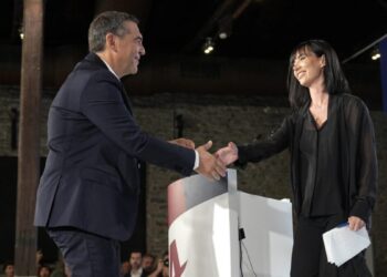 Κυβέλη Μάρδα: Κόρη πρώην υπουργού και σύζυγος ποδοσφαιριστή – Ποια είναι η γυναίκα που προλόγισε τον Τσίπρα στην Θεσσαλονίκη