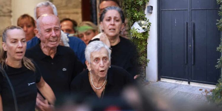 Μαζωνάκης: Οργισμένη η οικογένειά του – Γιατί δεν θέλουν να ανοίξει το χρηματοκιβώτιο;