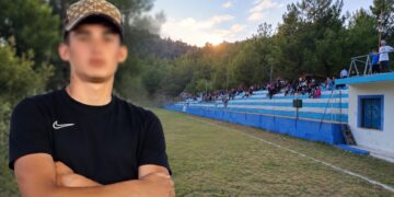Alldaynews.gr Όλοι στο πλευρό του: Κρίσιμες ώρες για τον 16χρονο ποδοσφαιριστή που χτύπησε σε αγώνα – Δεν έχει ανακτήσει τις αισθήσεις του – Τι λένε οι γιατροί