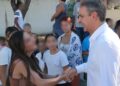 Άνω Λιόσια: Όταν ο Κυριάκος Μητσοτάκης επισκέφτηκε το νηπιαγωγείο όπου φώναζε σε κατάσταση αμόκ η διευθύντρια (Βίντεο)