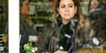 Φινάλε Ριφιφί: Καθήλωσε η Ευαγγελία Μουμούρη ‑ Πώς η βουβή σκηνή με την πάστα έγινε viral