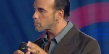 The Voice – Ράκος ο Μουζουράκης για τον Μαζωνάκη: «Βρισκόμαστε ακόμα σε σοκ»