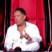 Alldaynews.gr The Voice: Το πρόσωπο που «λύγισε» στα παρασκήνια του αφιερώματος για τον Μαζωνάκη – Το βίντεο που «ραγίζει